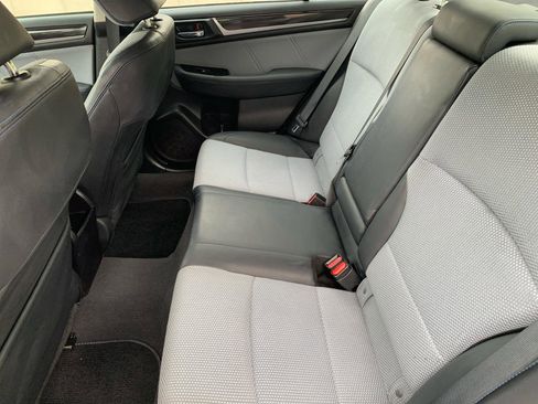 Used 2017 Subaru Legacy 2.5i Sport AWD/4WD image 10