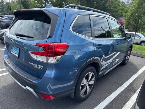 Used 2021 Subaru Forester Touring AWD/4WD image 22