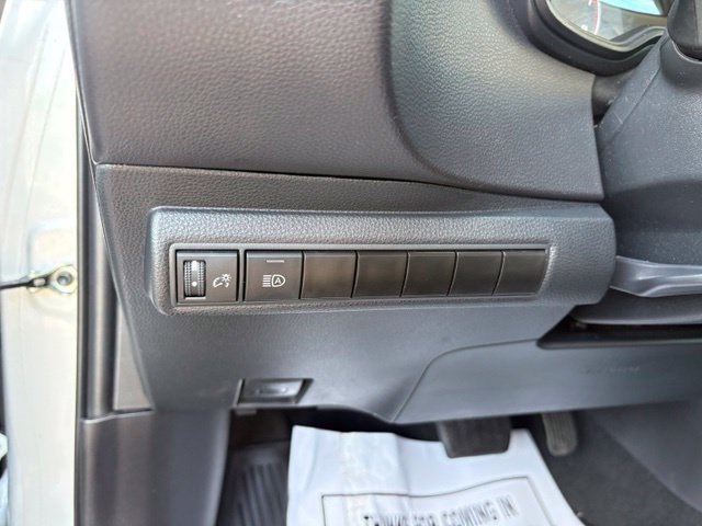 Used 2024 Toyota Corolla LE FWD image 22