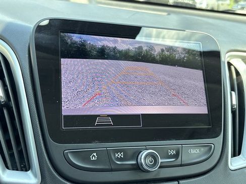 Used 2024 Chevrolet Malibu LT FWD image 30