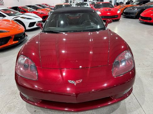 Used 2006 Chevrolet Corvette Convertible w/ Preferred Equipment Group RWD image 7
