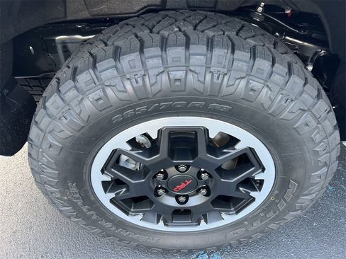 New 2025 Toyota 4Runner TRD Off-Road image 17