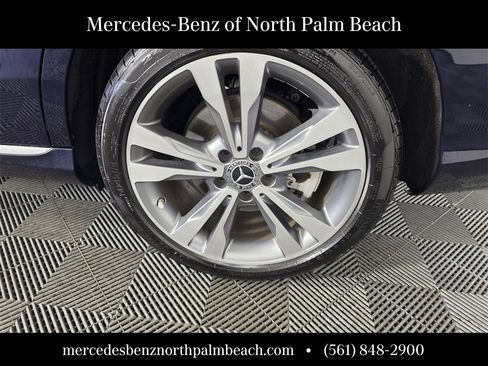 Used 2020 Mercedes-Benz C 300 4MATIC Sedan image 17