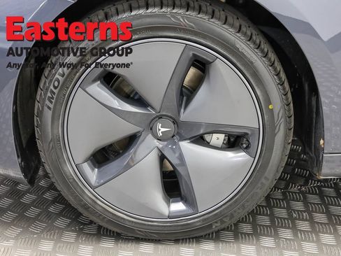 Used 2019 Tesla Model 3 Standard Range RWD image 26