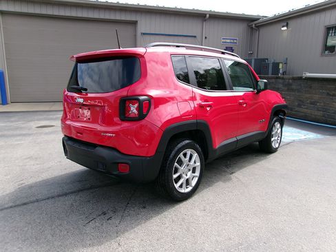 Used 2019 Jeep Renegade Sport w/ Sport Appearance Group AWD/4WD image 7