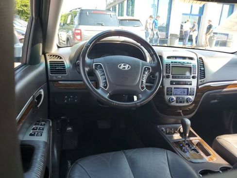 Used 2010 Hyundai Santa Fe Limited AWD/4WD image 11