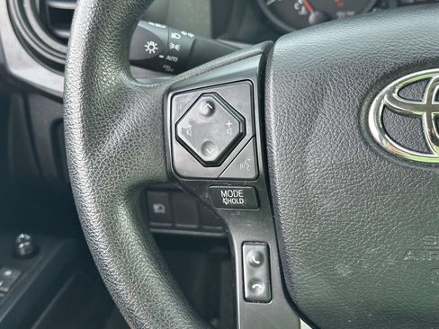 Used 2022 Toyota Tacoma SR AWD/4WD image 22