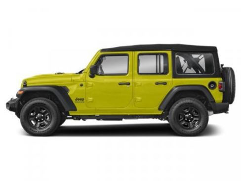 Used 2024 Jeep Wrangler Unlimited Rubicon 392 AWD/4WD image 3