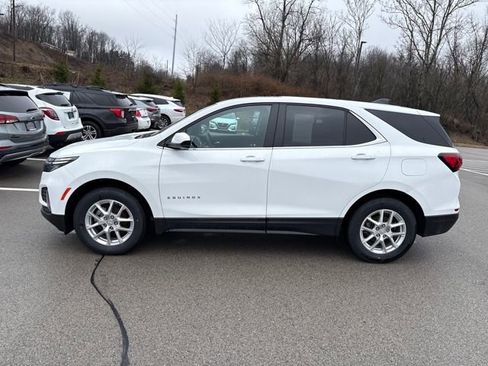 Certified 2023 Chevrolet Equinox LT AWD/4WD image 2