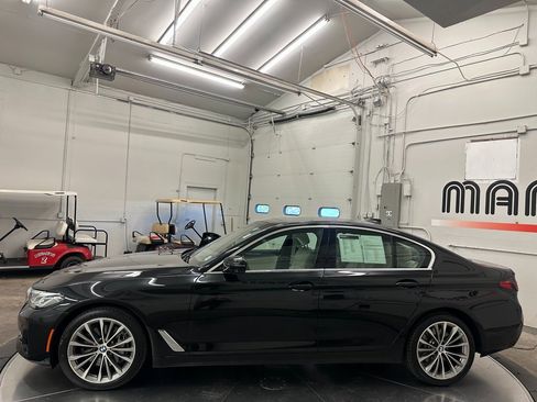 Used 2023 BMW 540i xDrive w/ Premium Package image 15