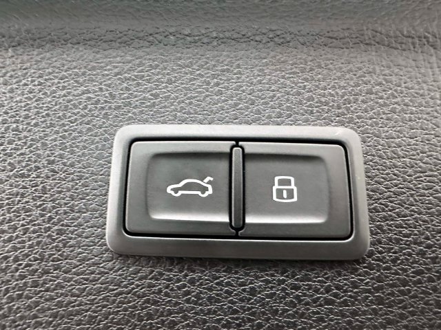 Used 2023 Audi SQ5 Premium Plus w/ Premium Plus Package AWD/4WD image 9
