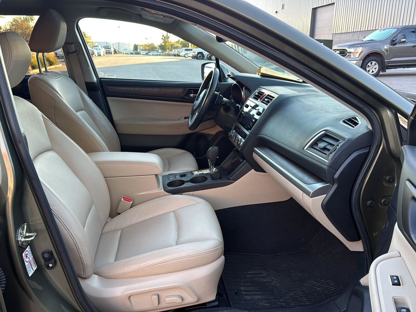 Used 2015 Subaru Outback 3.6R Limited AWD/4WD image 12