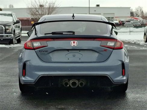 Used 2025 Honda Civic Type R image 8