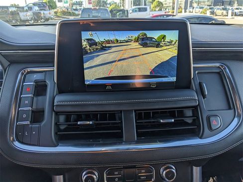 Used 2024 GMC Yukon SLT image 25