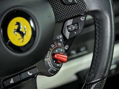 Used 2020 Ferrari F8 Tributo RWD image 23