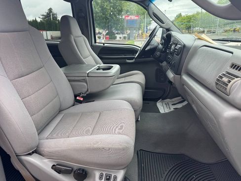 Used 2006 Ford F250 XLT AWD/4WD image 12