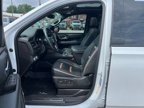Used 2023 GMC Yukon AT4 w/ AT4 Premium Package AWD/4WD image 14