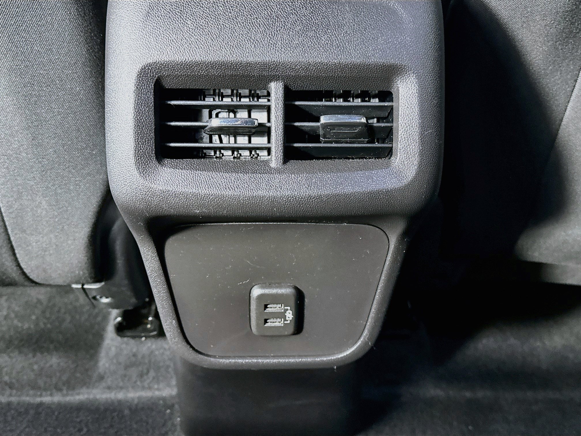 Used 2024 Chevrolet Equinox LT AWD/4WD image 25