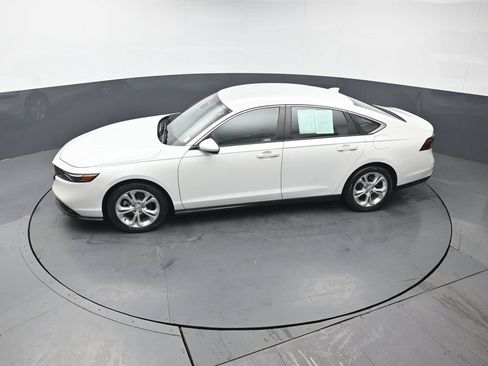 Certified 2023 Honda Accord LX image 36