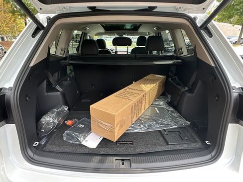 New 2026 Volkswagen Atlas Peak Edition AWD/4WD image 18