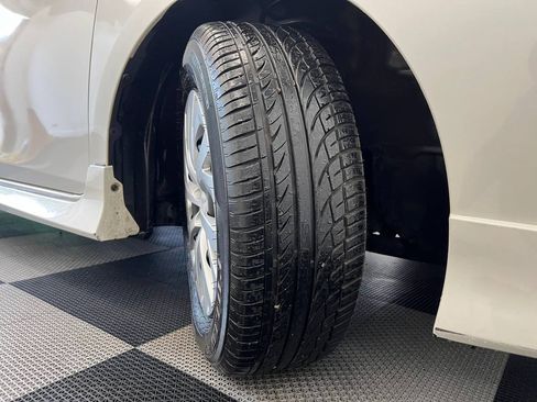 Used 2018 Toyota Corolla iM image 27