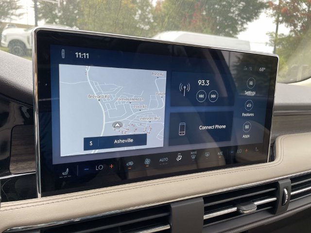 Used 2024 Lincoln Corsair Grand Touring AWD/4WD image 32