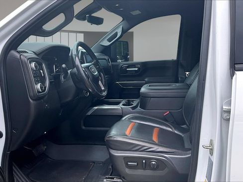 Used 2022 GMC Sierra 2500 AT4 w/ AT4 Premium Plus Package AWD/4WD image 22