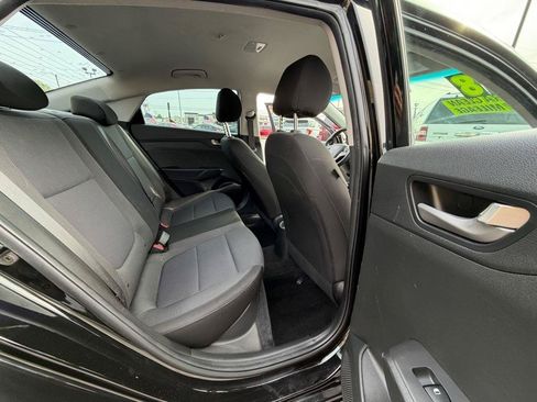 Used 2018 Hyundai Accent SE FWD image 15