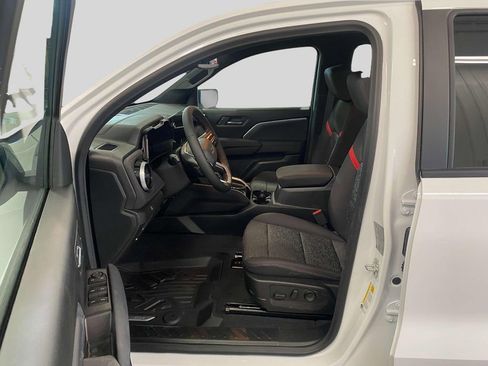 New 2026 Chevrolet Colorado Z71 image 9