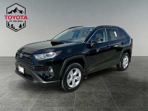 Certified 2020 Toyota RAV4 XLE w/ Convenience Package AWD/4WD image 1