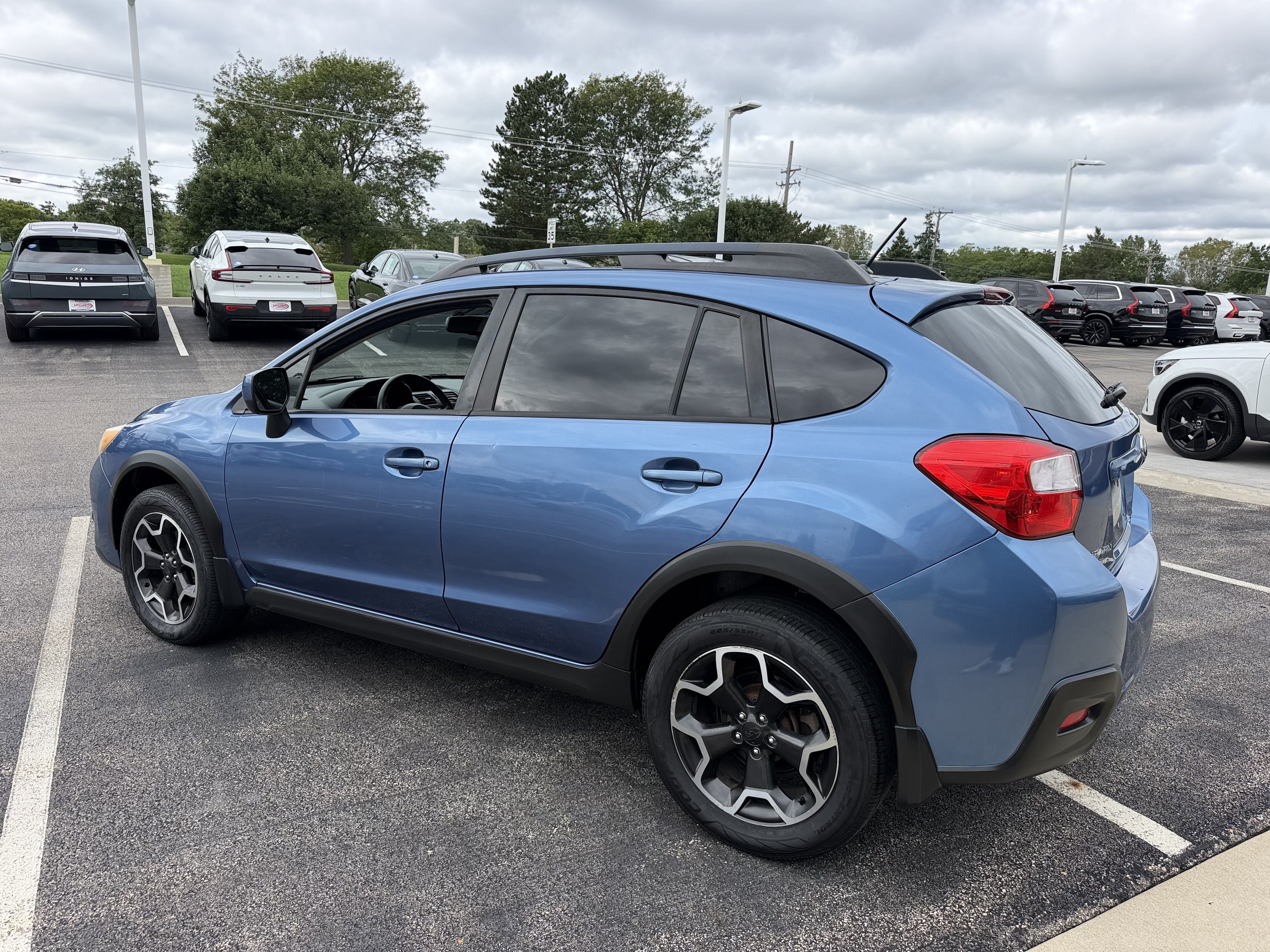 Used 2014 Subaru Crosstrek 2.0i Premium AWD/4WD image 5