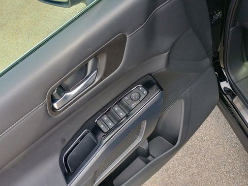 New 2025 Nissan Pathfinder SL w/ Lighting Package (N92) image 12