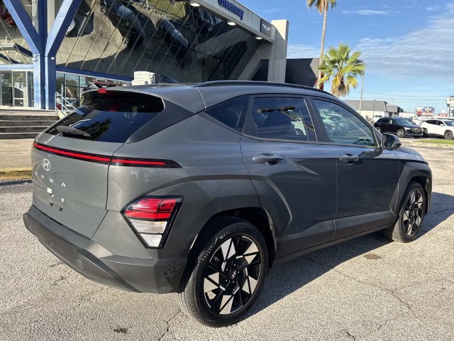 Used 2024 Hyundai Kona SEL FWD image 3