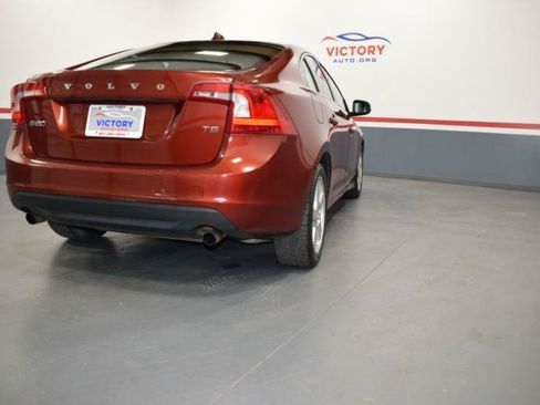 Used 2012 Volvo S60 T5 FWD image 4