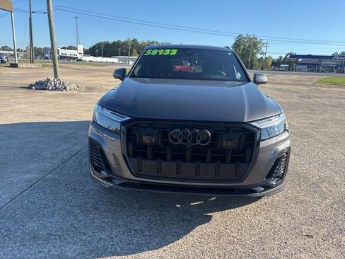 Used 2025 Audi Q7 2.0T Premium Plus w/ Premium Plus Package image 3