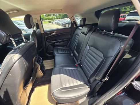 Used 2017 Ford Edge SEL w/ Equipment Group 201A FWD image 19