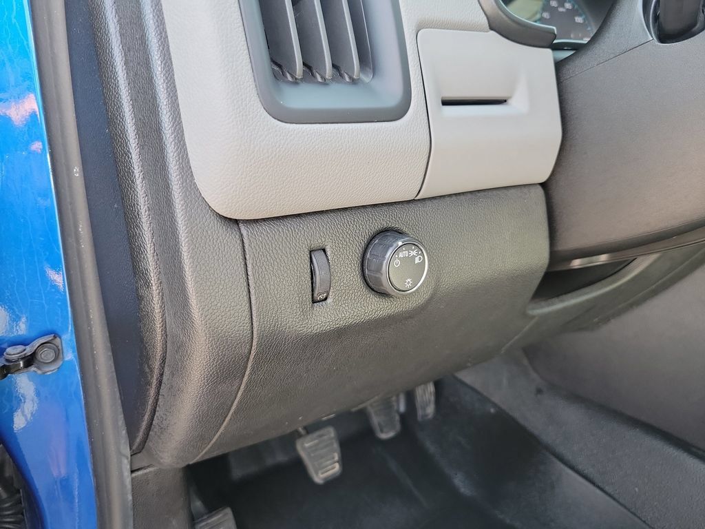Used 2018 Chevrolet Colorado 2WD Extended Cab image 25