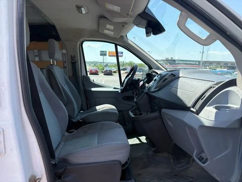 Used 2016 Ford Transit 250 130 Low Roof w/ Exterior Upgrade Package RWD image 20