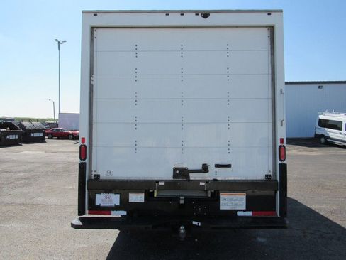 Used 2022 GMC Savana 3500 Extended w/ Power Convenience Package image 3