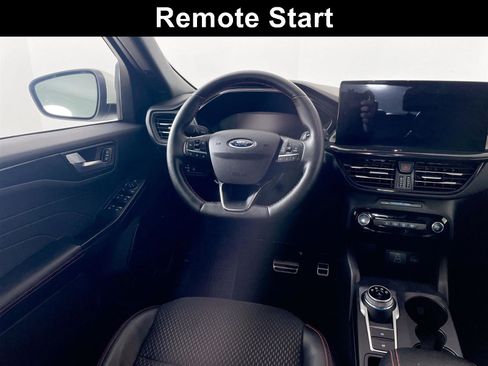 Used 2024 Ford Escape ST-Line Select w/ Tech Pack #1 AWD/4WD image 2