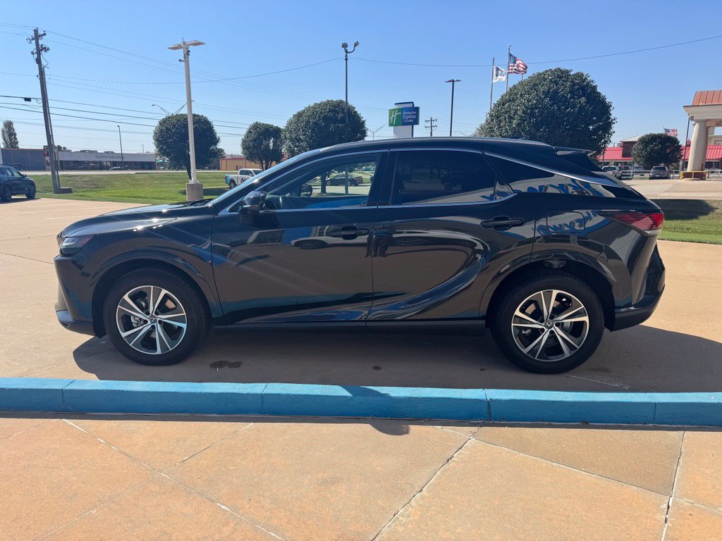 Used 2024 Lexus RX 350 Premium w/ Cold Area Package FWD image 4