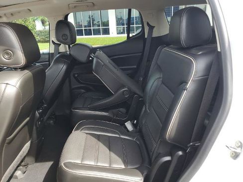 Used 2021 GMC Acadia Denali w/ Denali Technology Package image 92