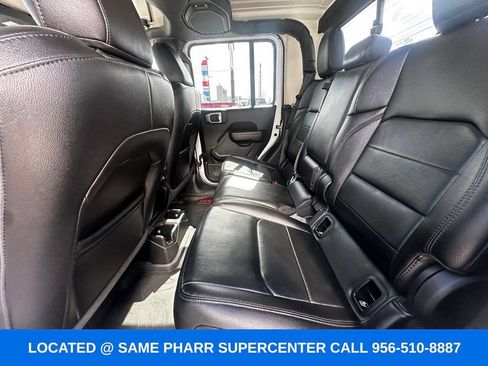 Used 2023 Jeep Gladiator Sport AWD/4WD image 24