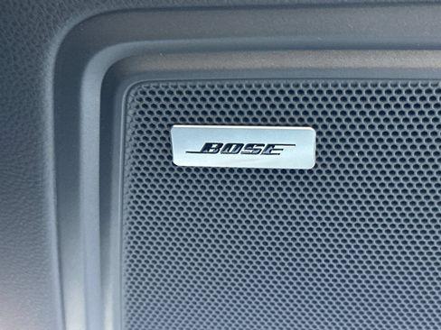 New 2026 Porsche Macan AWD/4WD image 35