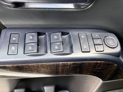 Used 2016 GMC Sierra 3500 Denali w/ Duramax Plus Package image 29