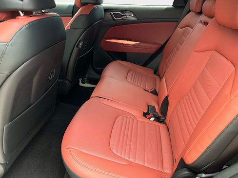 New 2026 Kia Sportage SX FWD image 11
