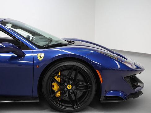 Certified 2020 Ferrari 488 Pista Spider image 13