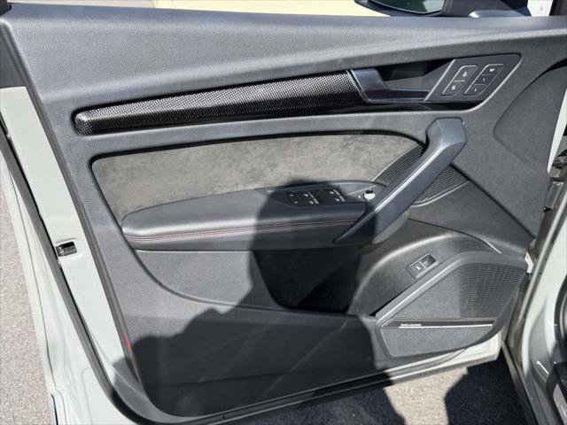 Used 2020 Audi SQ5 Premium Plus w/ Premium Plus Package AWD/4WD image 18