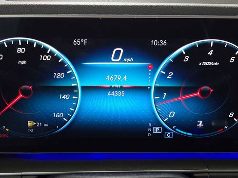 Used 2021 Mercedes-Benz GLE 350 4MATIC w/ Premium Package image 28
