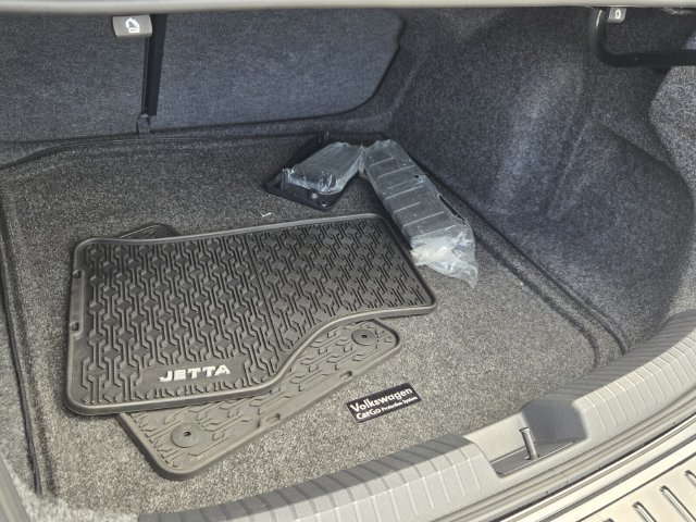 Used 2024 Volkswagen Jetta Sport FWD image 14